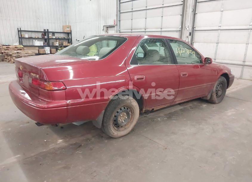 Photo 4 of 1998 Toyota Camry LE (VIN 4T1BG22K5WU847477)