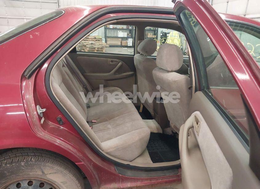 Photo 8 of 1998 Toyota Camry LE (VIN 4T1BG22K5WU847477)