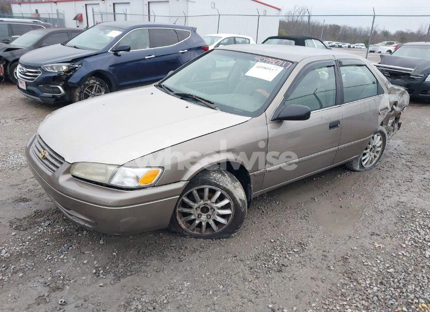 Photo 2 of 1999 Toyota Camry LE (VIN 4T1BG22K5XU467475)