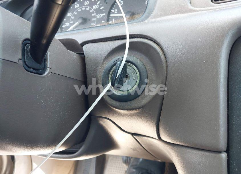 Photo 11 of 2000 Toyota Camry CE/LE/XLE (VIN 4T1BG22K5YU006195)