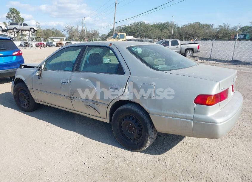 Photo 3 of 2000 Toyota Camry LE (VIN 4T1BG22K5YU654099)