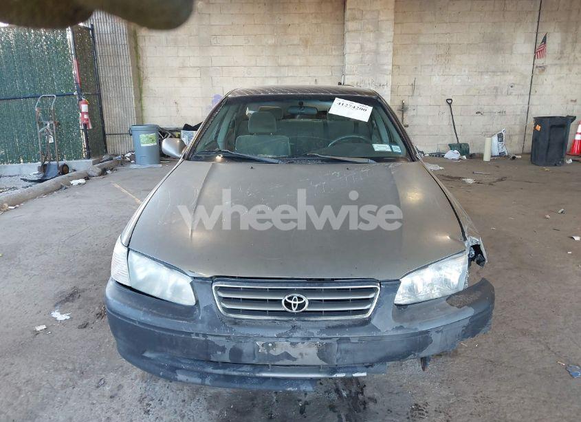 Photo 12 of 2000 Toyota Camry CE (VIN 4T1BG22K5YU658878)