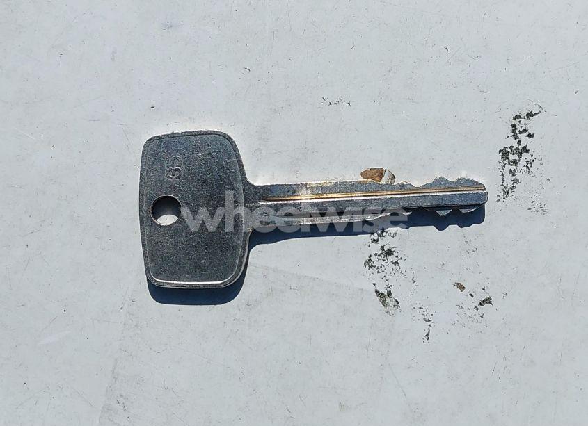 Photo 11 of 2000 Toyota Camry CE (VIN 4T1BG22K5YU715984)