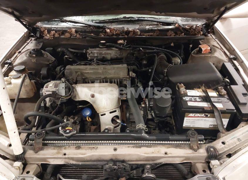 Photo 10 of 2001 Toyota Camry LE (VIN 4T1BG22K61U095586)