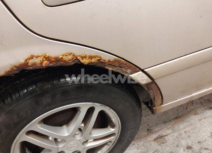 Photo 15 of 2001 Toyota Camry LE (VIN 4T1BG22K61U095586)