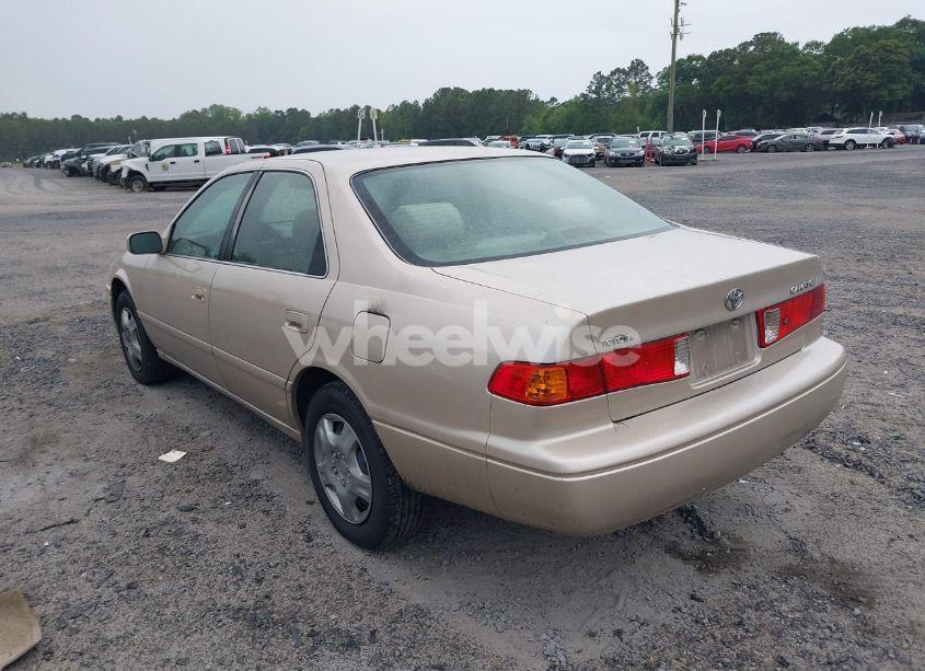 Photo 3 of 2001 Toyota Camry LE (VIN 4T1BG22K61U772698)