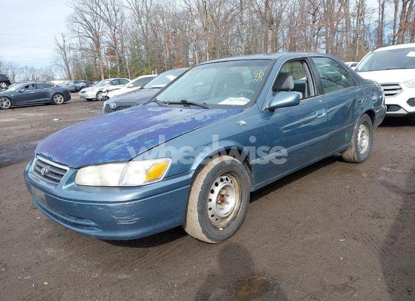 Photo 2 of 2001 Toyota Camry LE (VIN 4T1BG22K61U776489)