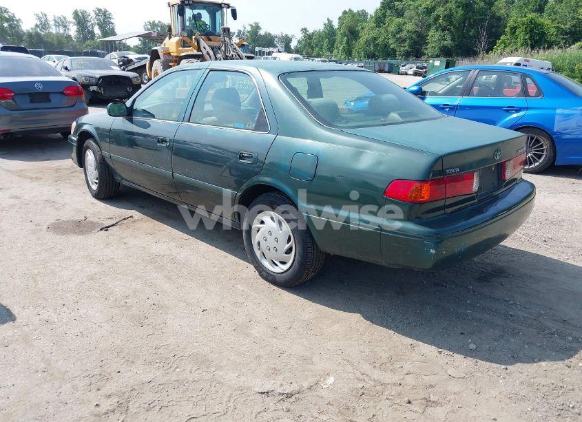 Photo 3 of 2001 Toyota Camry LE (VIN 4T1BG22K61U835511)