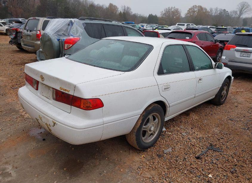 Photo 4 of 2001 Toyota Camry LE (VIN 4T1BG22K61U836156)