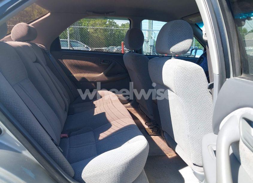 Photo 8 of 2001 Toyota Camry LE (VIN 4T1BG22K61U862501)