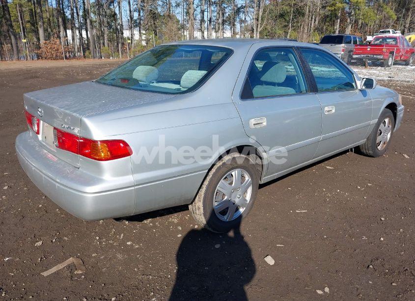 Photo 4 of 2001 Toyota Camry CE (VIN 4T1BG22K61U868184)