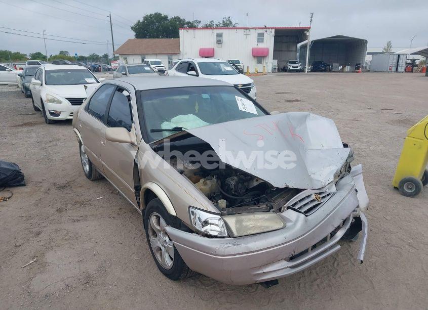 1998 Toyota Camry LE (VIN 4T1BG22K6WU249883) main photo