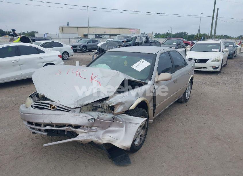 Photo 2 of 1998 Toyota Camry LE (VIN 4T1BG22K6WU249883)