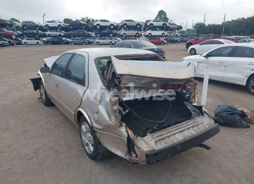 Photo 3 of 1998 Toyota Camry LE (VIN 4T1BG22K6WU249883)