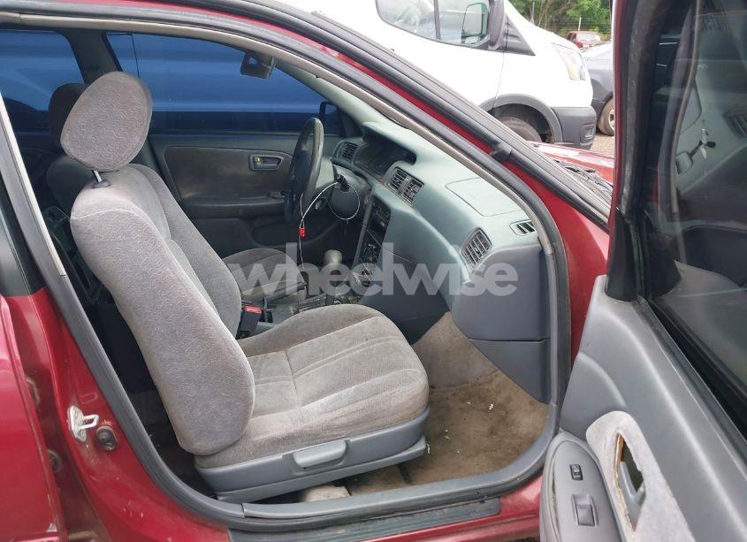 Photo 5 of 1998 Toyota Camry CE/LE/XLE (VIN 4T1BG22K6WU266232)