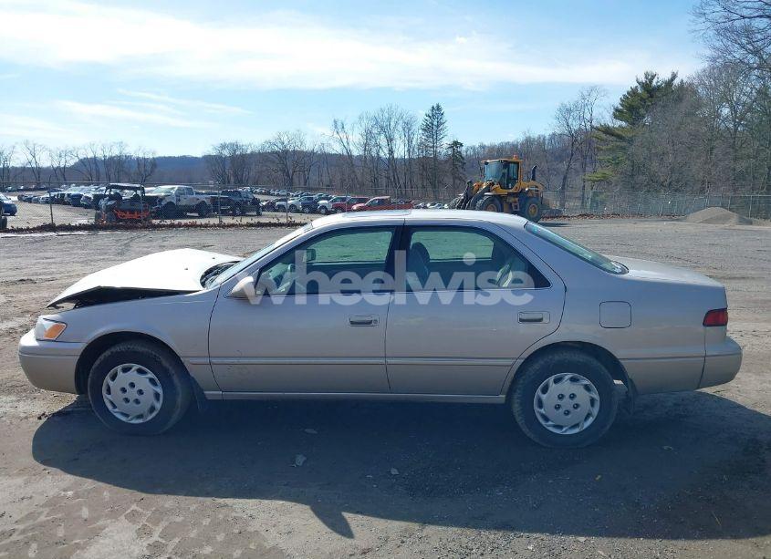 Photo 14 of 1998 Toyota Camry LE (VIN 4T1BG22K6WU342323)