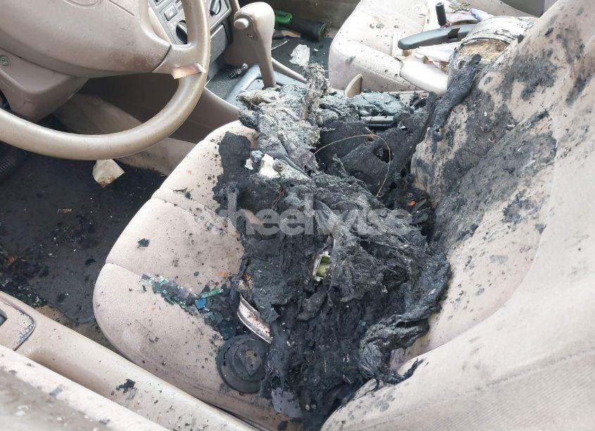 Photo 11 of 1998 Toyota Camry LE (VIN 4T1BG22K6WU370641)