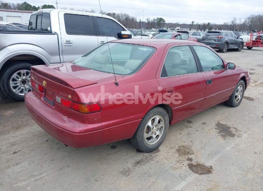 Photo 4 of 1998 Toyota Camry CE (VIN 4T1BG22K6WU385172)