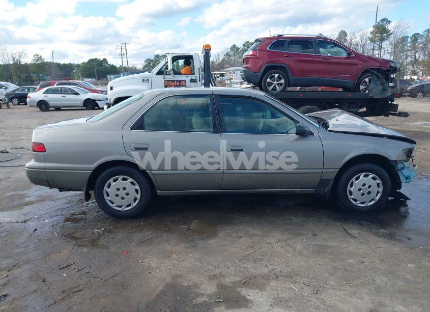 Photo 14 of 1999 Toyota Camry LE (VIN 4T1BG22K6XU407494)