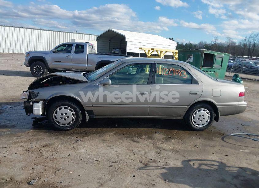 Photo 15 of 1999 Toyota Camry LE (VIN 4T1BG22K6XU407494)