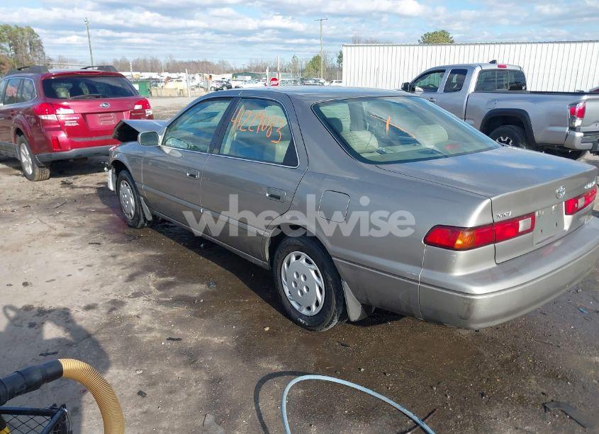 Photo 3 of 1999 Toyota Camry LE (VIN 4T1BG22K6XU407494)