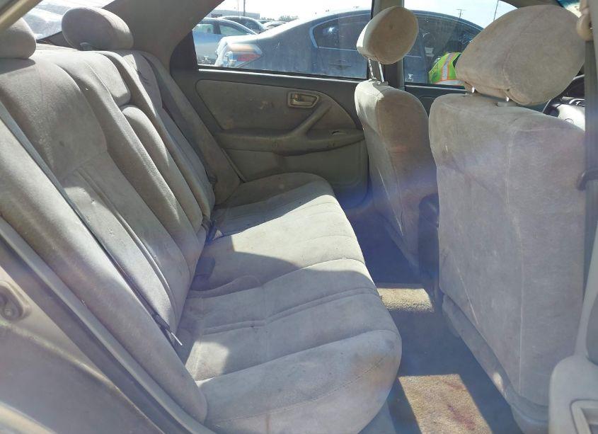 Photo 8 of 1999 Toyota Camry LE (VIN 4T1BG22K6XU489825)