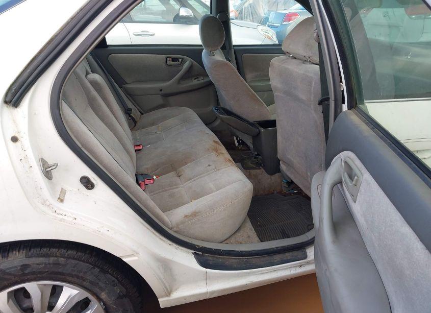 Photo 8 of 1999 Toyota Camry LE (VIN 4T1BG22K6XU502170)
