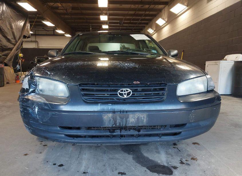 Photo 12 of 1999 Toyota Camry LE (VIN 4T1BG22K6XU586040)