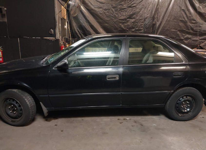 Photo 14 of 1999 Toyota Camry LE (VIN 4T1BG22K6XU586040)