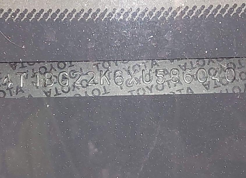 Photo 17 of 1999 Toyota Camry LE (VIN 4T1BG22K6XU586040)