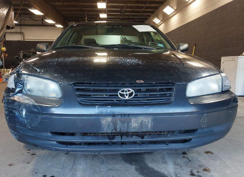 Photo 6 of 1999 Toyota Camry LE (VIN 4T1BG22K6XU586040)