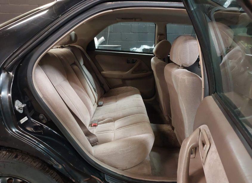 Photo 8 of 1999 Toyota Camry LE (VIN 4T1BG22K6XU586040)