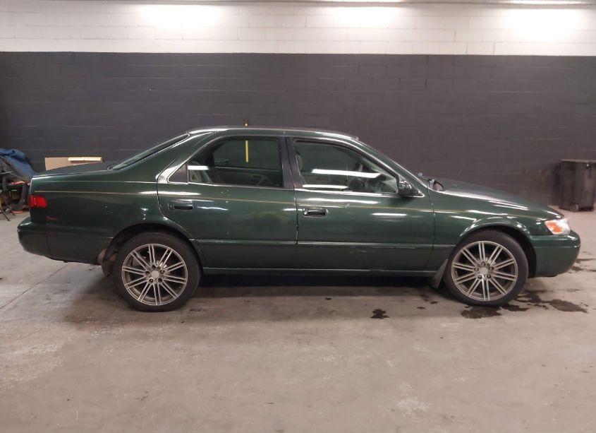 Photo 13 of 1999 Toyota Camry LE (VIN 4T1BG22K6XU915643)