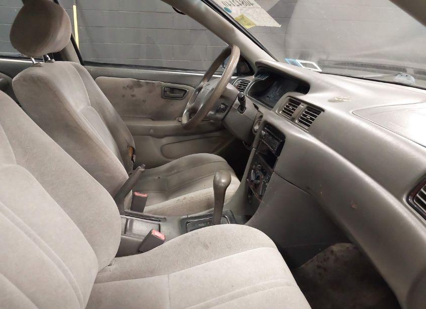 Photo 5 of 1999 Toyota Camry LE (VIN 4T1BG22K6XU915643)