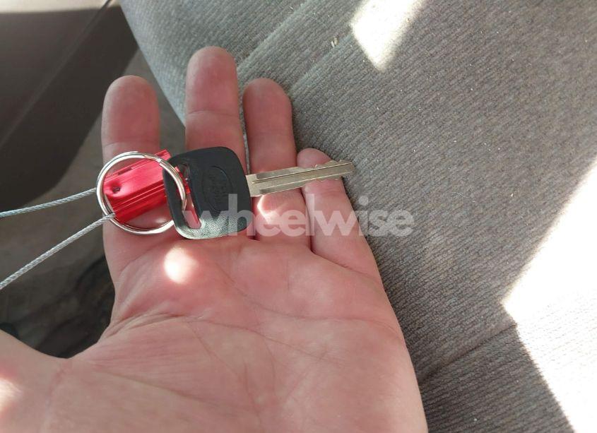 Photo 11 of 2000 Toyota Camry LE (VIN 4T1BG22K6YU682705)