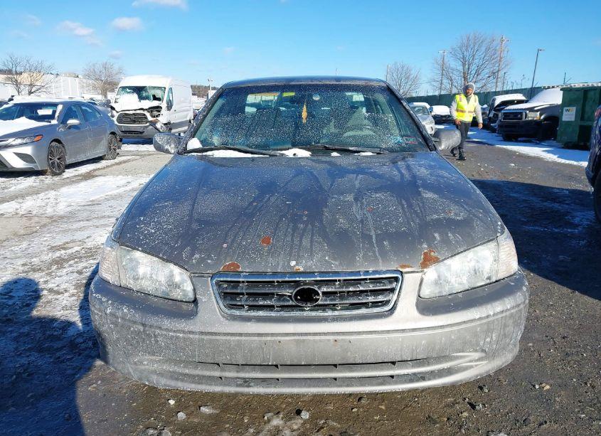 Photo 11 of 2000 Toyota Camry LE (VIN 4T1BG22K6YU685328)