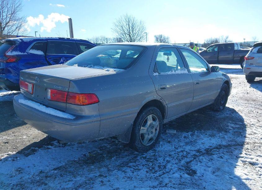 Photo 4 of 2000 Toyota Camry LE (VIN 4T1BG22K6YU685328)