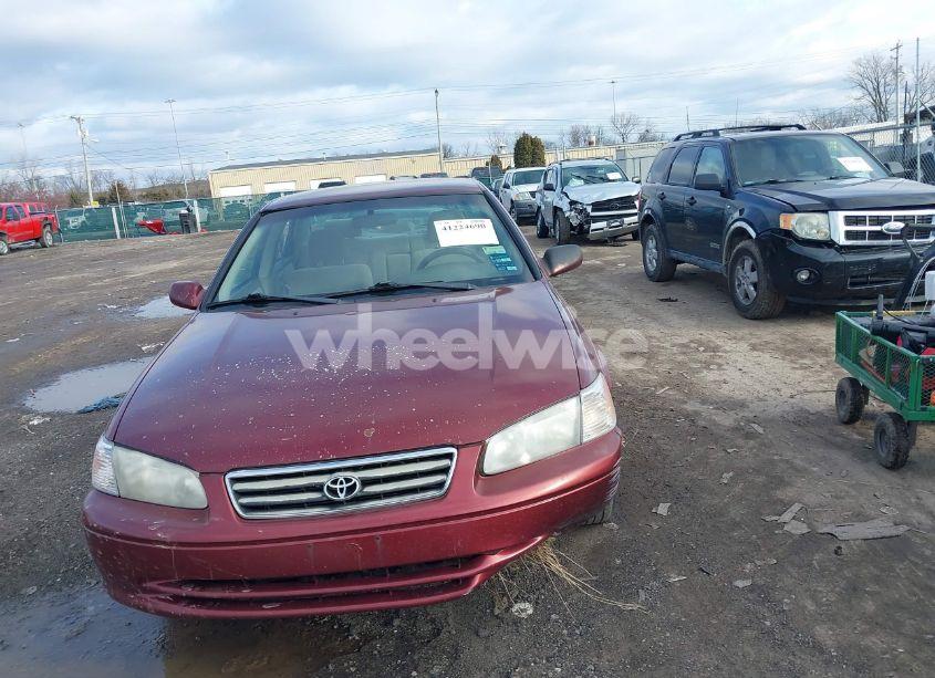 Photo 12 of 2000 Toyota Camry LE (VIN 4T1BG22K6YU686107)
