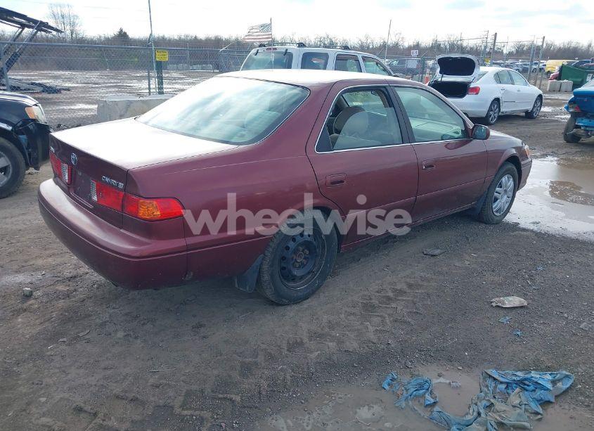 Photo 4 of 2000 Toyota Camry LE (VIN 4T1BG22K6YU686107)