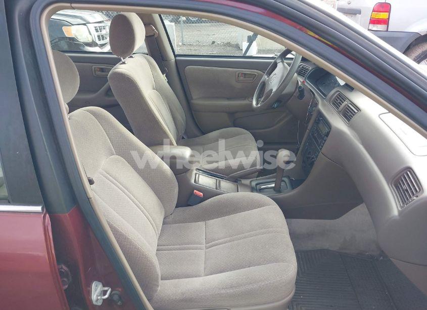 Photo 5 of 2000 Toyota Camry LE (VIN 4T1BG22K6YU686107)