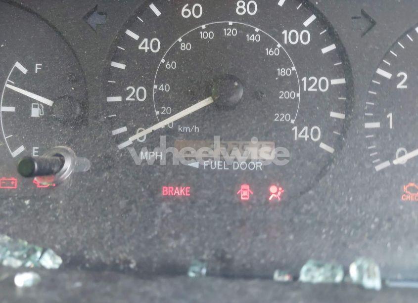 Photo 15 of 2000 Toyota Camry LE (VIN 4T1BG22K6YU696104)