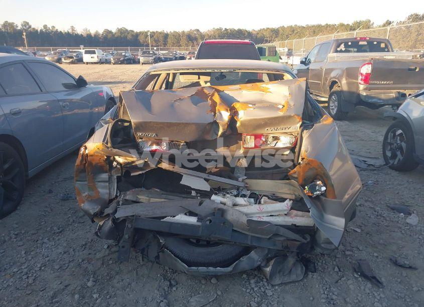 Photo 16 of 2000 Toyota Camry LE (VIN 4T1BG22K6YU696104)