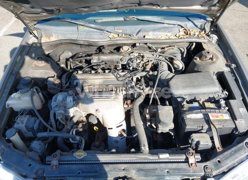 Photo 10 of 2000 Toyota Camry LE (VIN 4T1BG22K6YU704735)