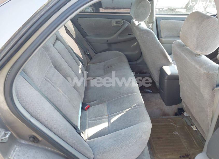 Photo 8 of 2000 Toyota Camry LE (VIN 4T1BG22K6YU704735)