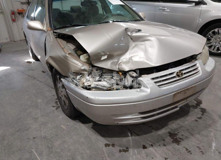 Photo 6 of 2000 Toyota Camry LE (VIN 4T1BG22K6YU756074)