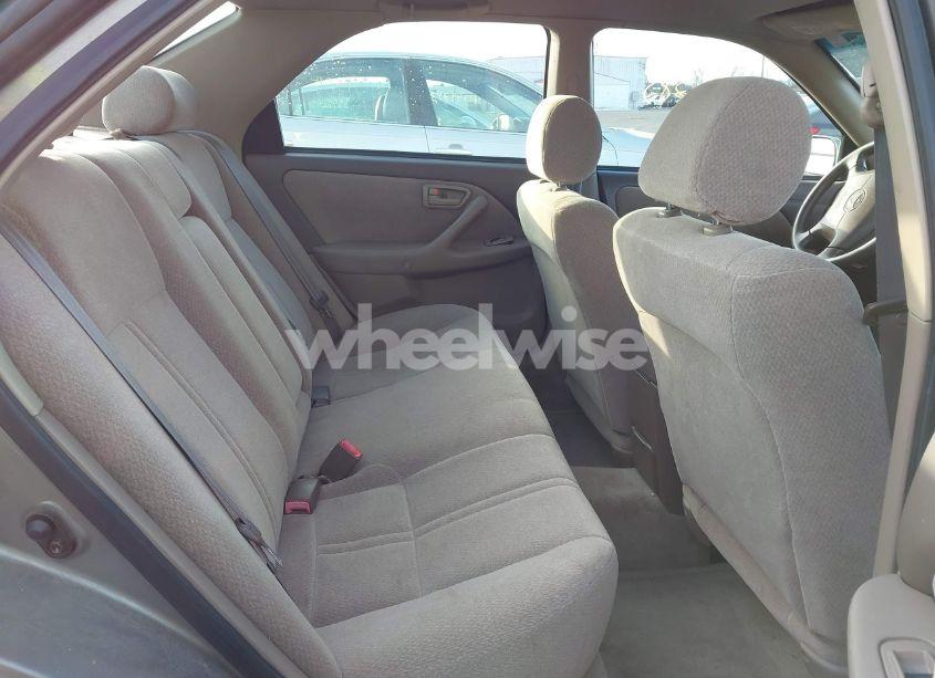 Photo 8 of 2001 Toyota Camry LE (VIN 4T1BG22K71U039575)