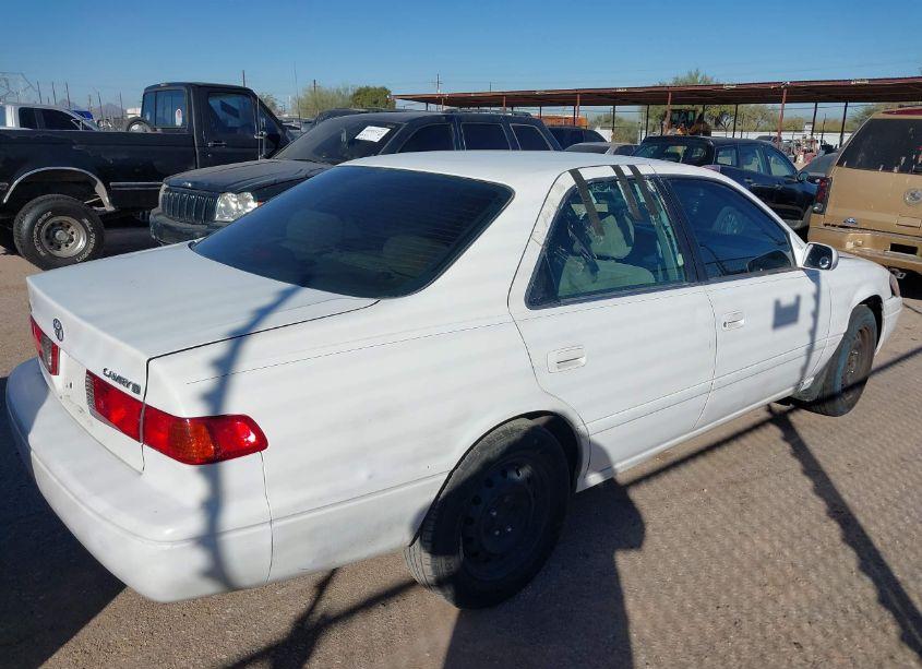 Photo 4 of 2001 Toyota Camry LE (VIN 4T1BG22K71U764741)