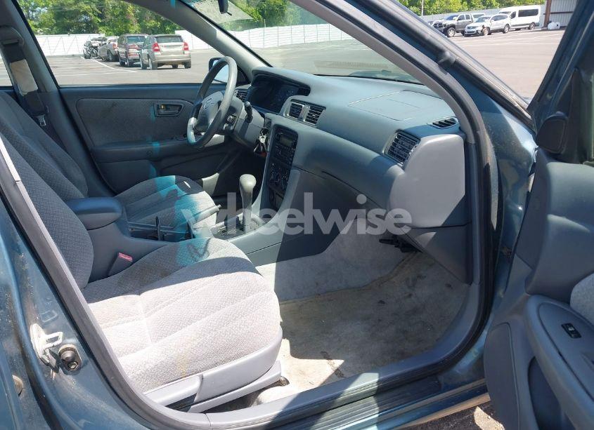 Photo 5 of 2001 Toyota Camry LE (VIN 4T1BG22K71U813310)
