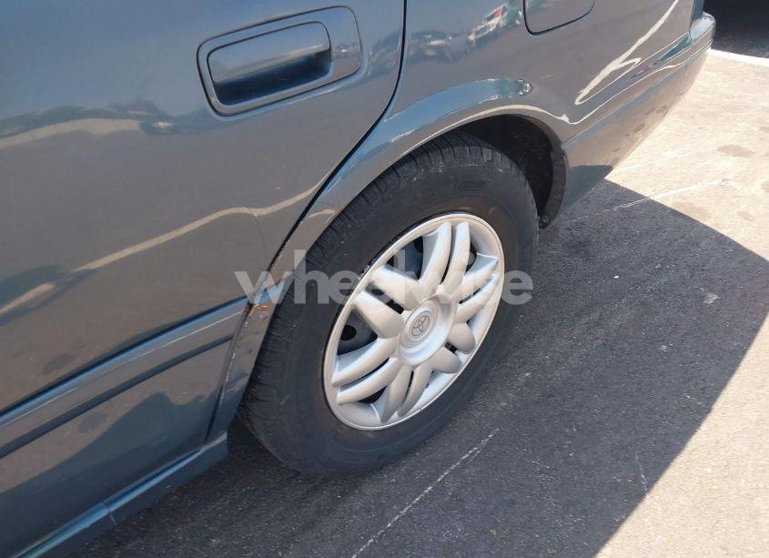 Photo 6 of 2001 Toyota Camry LE (VIN 4T1BG22K71U813310)