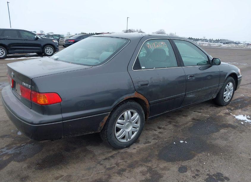 Photo 4 of 2001 Toyota Camry LE (VIN 4T1BG22K71U825277)